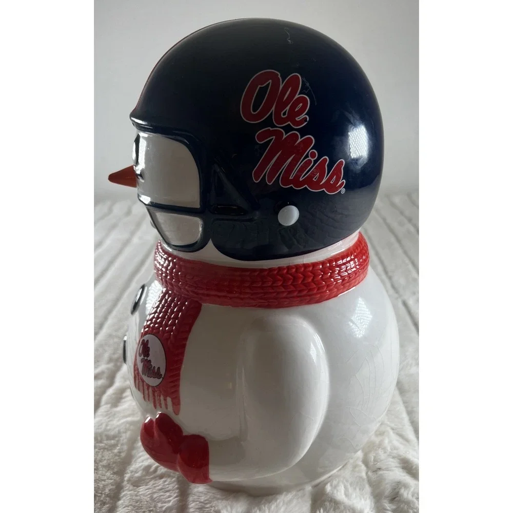 Ole Miss‎ Rebels Mississippi Football Snowman Ceramic Statue 12